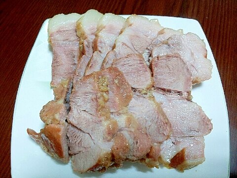 煮込むだけ♪スユック(韓国風煮豚)